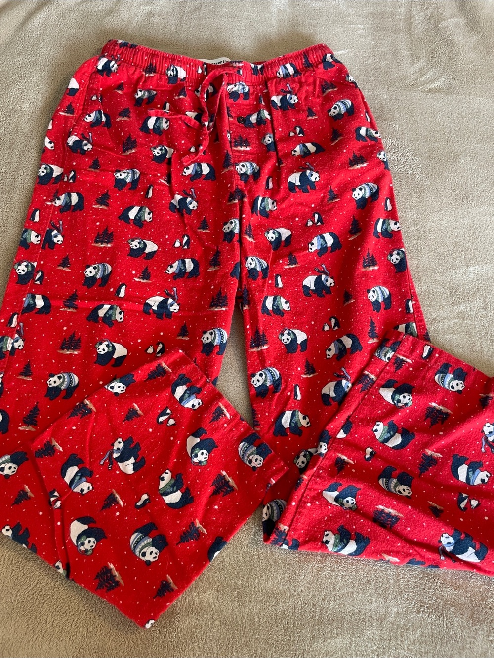 Red Panda Print Pajama Pants - Cozy Holiday Sleepwear